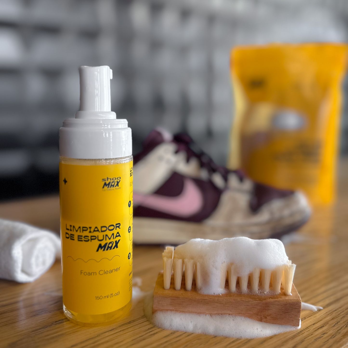 Kit de Limpieza Para Tenis con Espuma MAX